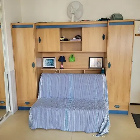 Location De Cyprien * Saint-Cyprien (Pyrenees-Orientales)