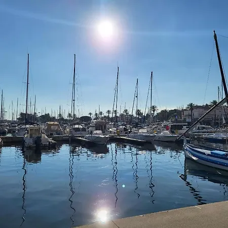 Location De Cyprien Διαμέρισμα *
